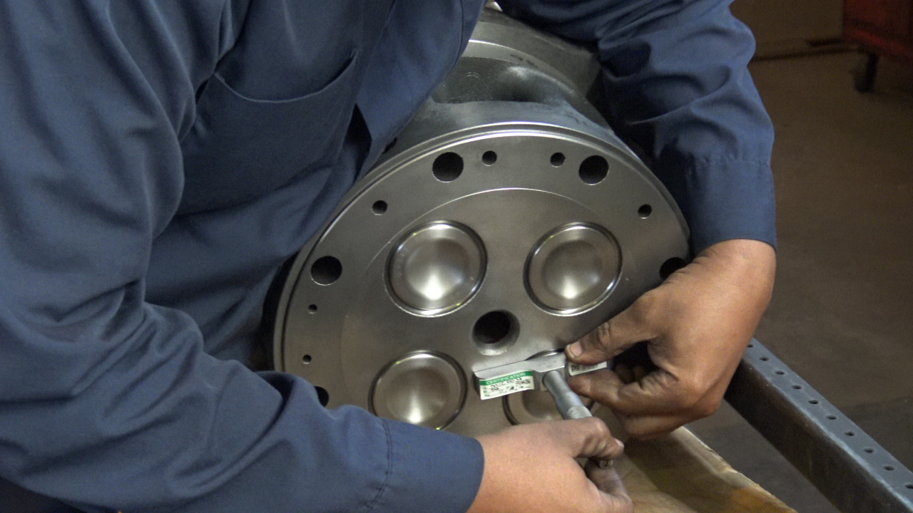 checking valve depth UNIPAR